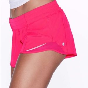 ISO OF HOTTY HOT SHORT II LULU HOT PINK